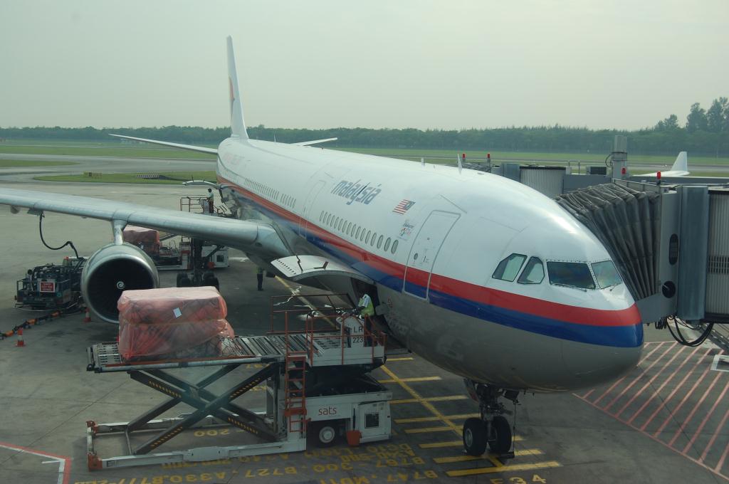 Photo of aircraft 9M-MKJ operated by Malaysia Airlines