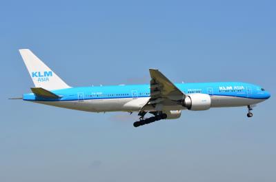 Image of aircraft registration PH-BQK - A 777-206(ER) operated by KLM Royal Dutch Airlines