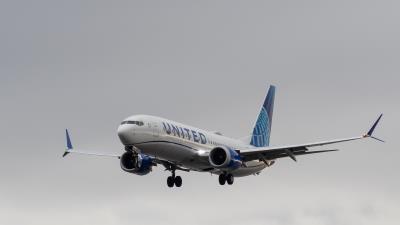 Photo of aircraft N27273 operated by United Airlines