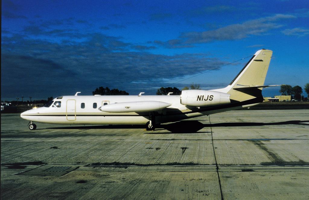 Photo of aircraft N1JS operated by John R. Scantlin