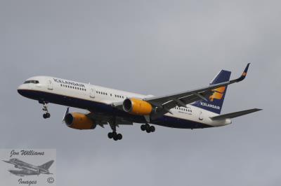 Photo of aircraft TF-FIS operated by Icelandair