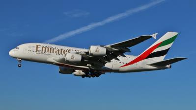 Image of aircraft registration A6-EDF - A A380-861 operated by Emirates