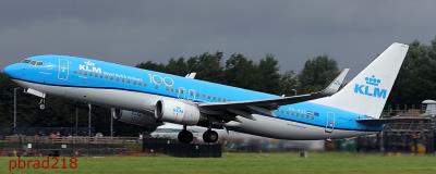 Image of aircraft registration PH-HSE - A 737-8K2(WL) operated by KLM Royal Dutch Airlines