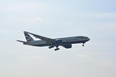 Image of aircraft registration G-VIIG - A 777-236(ER) operated by British Airways