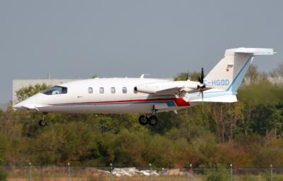 Photo of aircraft F-HGOD operated by Investairs SA