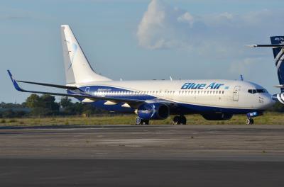 Image of aircraft registration YR-BMG - A 737-86N(WL) operated by Blue Air