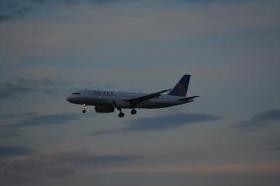 Photo of aircraft N419UA operated by United Airlines