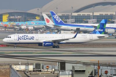 Photo of aircraft N964JT operated by JetBlue Airways
