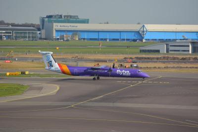 Photo of aircraft G-PRPH operated by Flybe