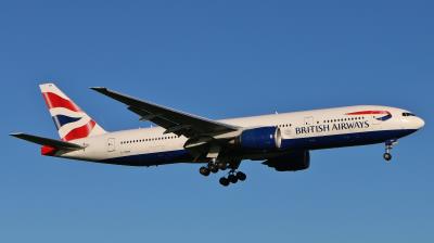 Image of aircraft registration G-YMMS - A 777-236(ER) operated by British Airways