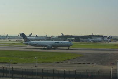 Photo of aircraft N654UA operated by United Airlines