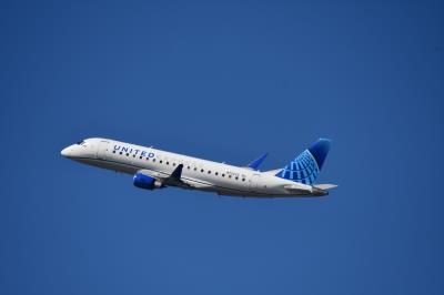 Photo of aircraft N756YX operated by United Express