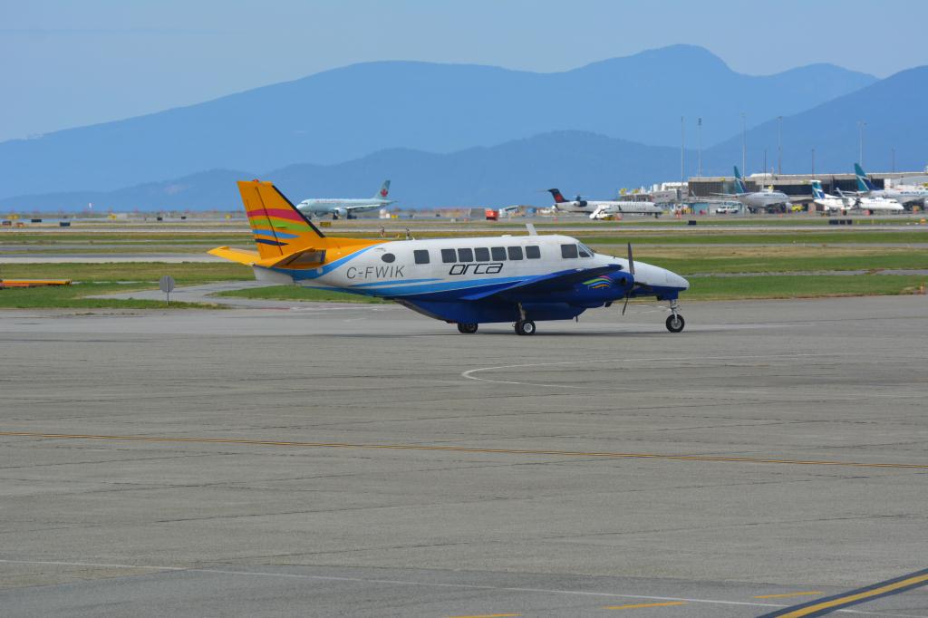 Photo of aircraft C-FWIK operated by Orca Airways