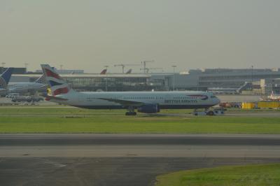 Image of aircraft registration G-BNWX - A 767-336(ER) operated by British Airways