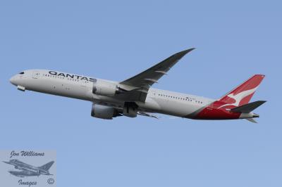 Photo of aircraft VH-ZNC operated by Qantas