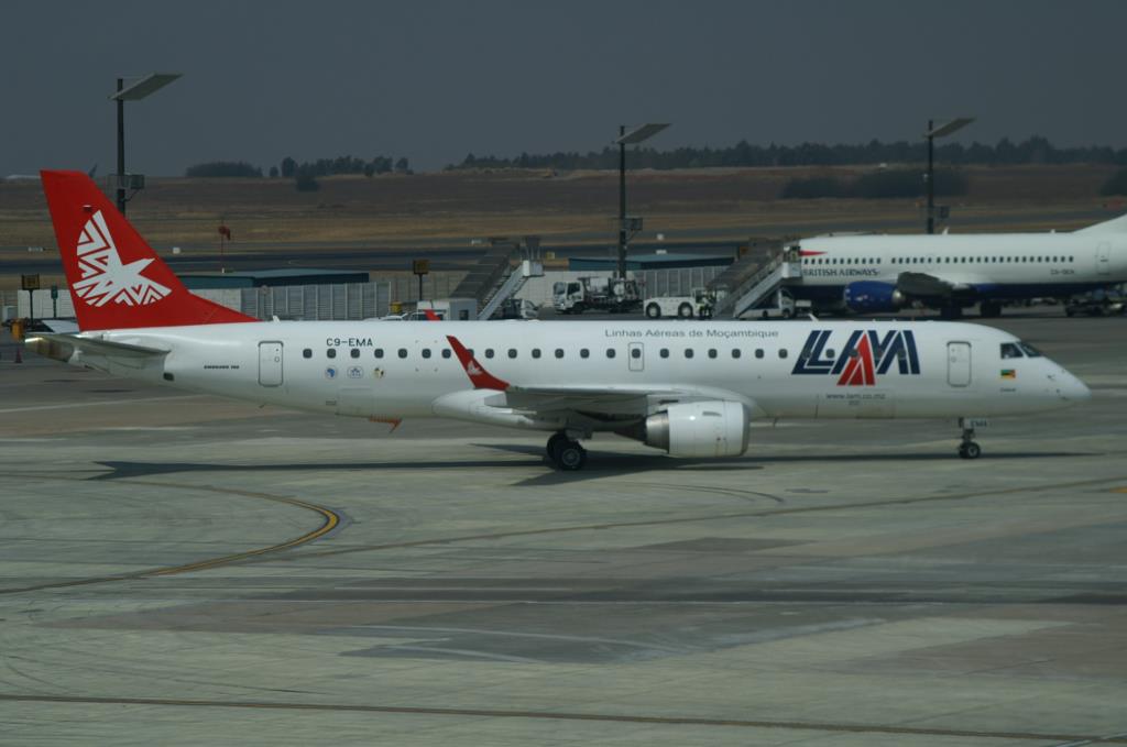 Photo of aircraft C9-EMA operated by LAM - Linhas Aereas de Mocambique