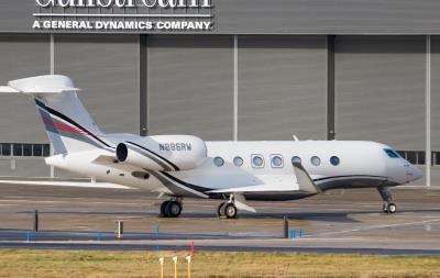 Photo of aircraft N886RW operated by Bank of Utah Trustee
