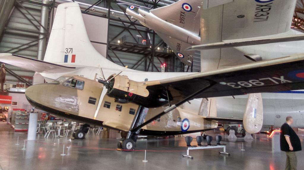 Photo of aircraft XL993 operated by Royal Air Force