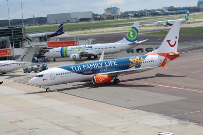 Image of aircraft registration C-FTOH - A 737-8HX(WL) operated by TUI Airlines Netherlands