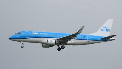 Photo of aircraft PH-EXP operated by KLM Cityhopper
