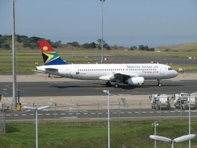 Photo of aircraft ZS-SZH operated by South African Airways