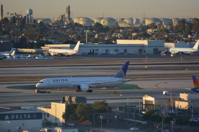 Image of aircraft registration N26952 - A 787-9 Dreamliner operated by United Airlines