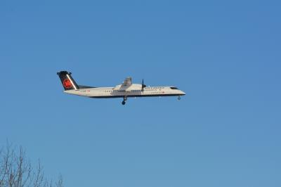 Image of aircraft registration C-GGNF - A DHC-8-402Q operated by Air Canada Express