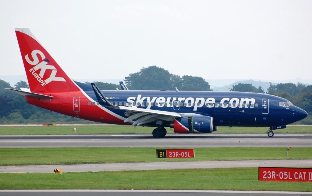 Photo of aircraft OM-NGP operated by SkyEurope Airlines