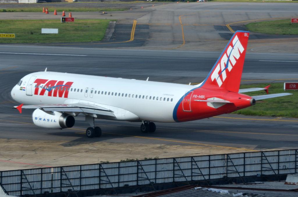 Photo of aircraft PR-MBL operated by TAM Linhas Aereas