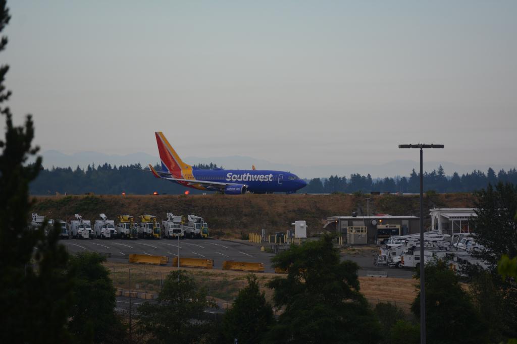 Photo of aircraft N776WN operated by Southwest Airlines