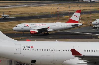 Photo of aircraft OE-LDE operated by Austrian Airlines