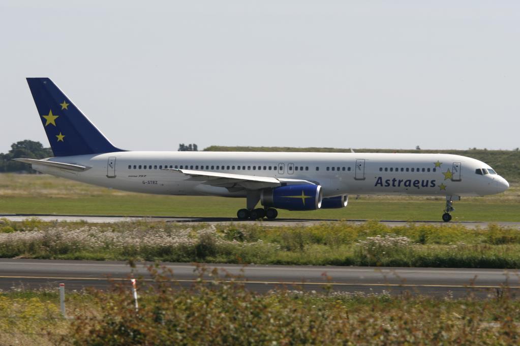 Photo of aircraft G-STRZ operated by Astraeus Airlines