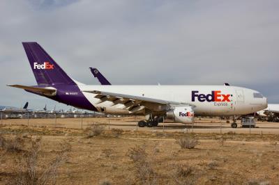 Photo of aircraft N403FE operated by Federal Express (FedEx)