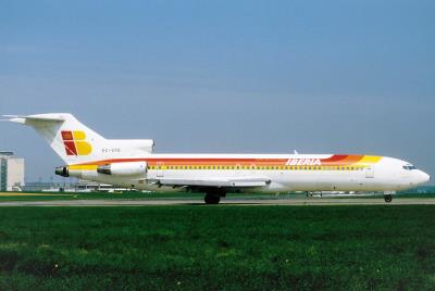 Photo of aircraft EC-CFE operated by Iberia