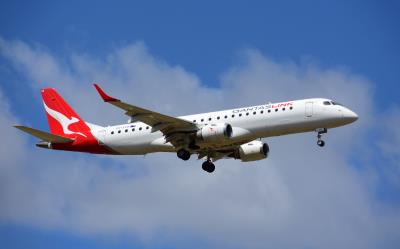 Photo of aircraft VH-XVS operated by QantasLink