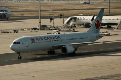 Image of aircraft registration C-FPCA - A 767-375(ER) operated by Air Canada