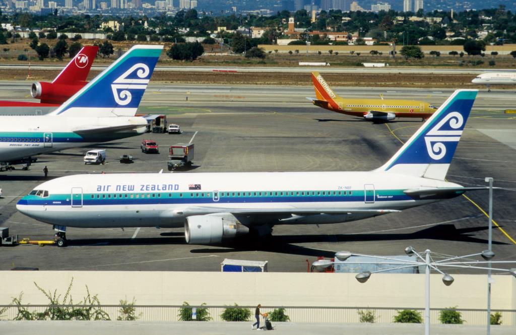 Photo of aircraft ZK-NBF operated by Air New Zealand