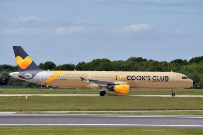 Image of aircraft registration G-TCDV - A A321-211 operated by Thomas Cook Airlines