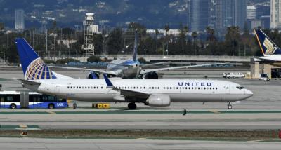 Photo of aircraft N66848 operated by United Airlines