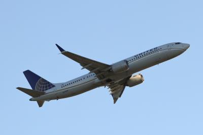 Photo of aircraft N37518 operated by United Airlines