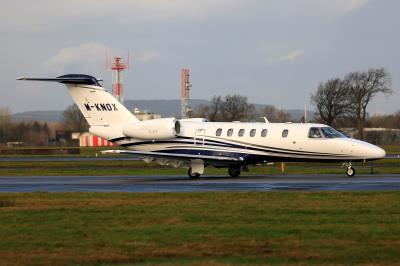 Photo of aircraft M-KNOX operated by Cabbane Ltd