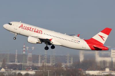 Photo of aircraft OE-LBP operated by Austrian Airlines