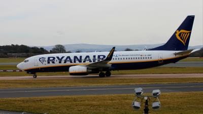Photo of aircraft EI-DWF operated by Ryanair