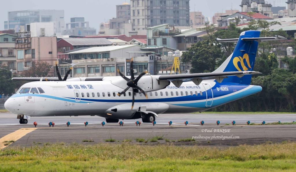 Photo of aircraft B-16851 operated by Mandarin Airlines