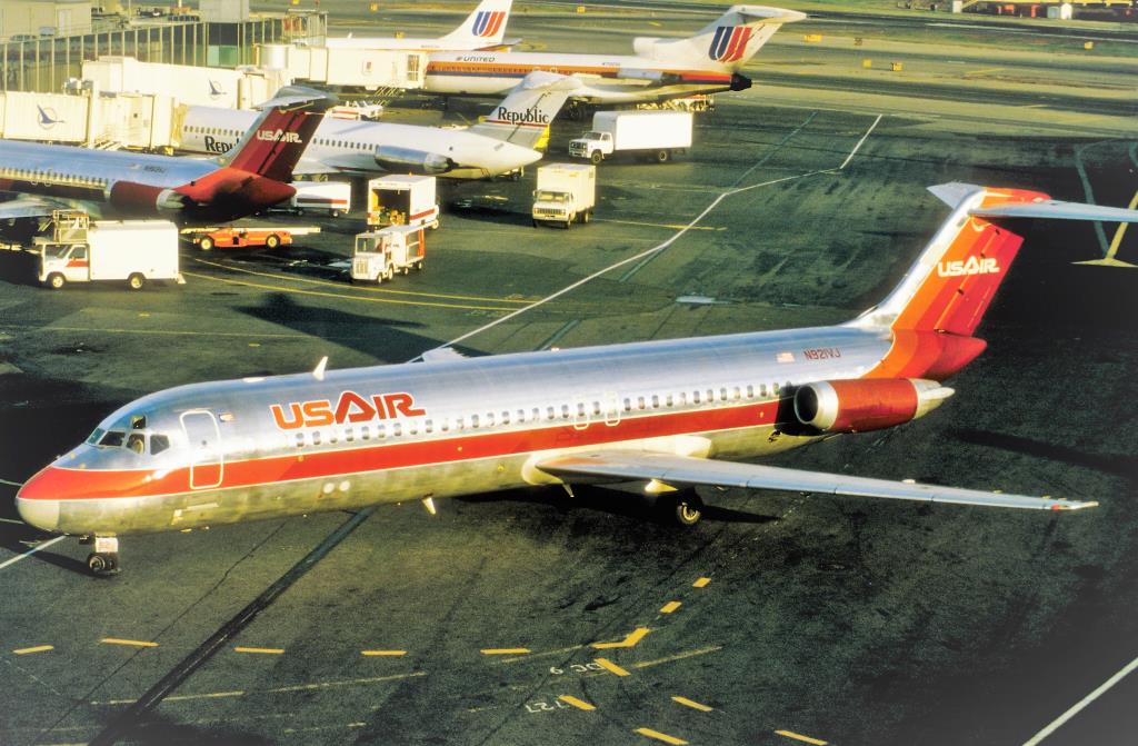 Photo of aircraft N921VJ operated by US Air