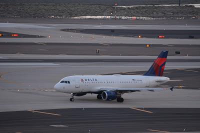 Photo of aircraft N330NB operated by Delta Air Lines