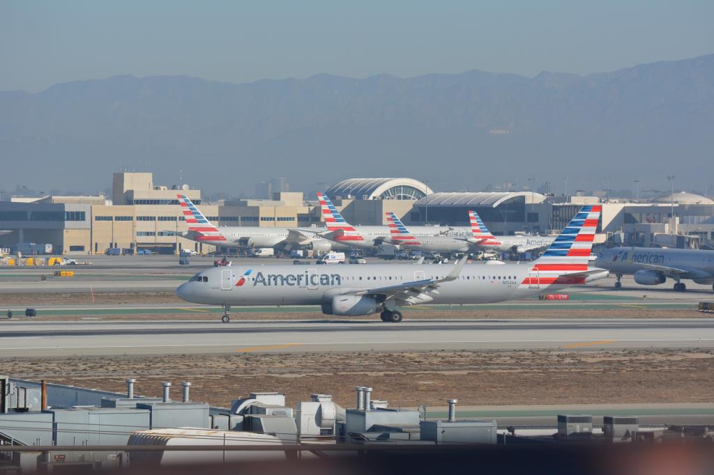 Photo of aircraft N152AA operated by American Airlines