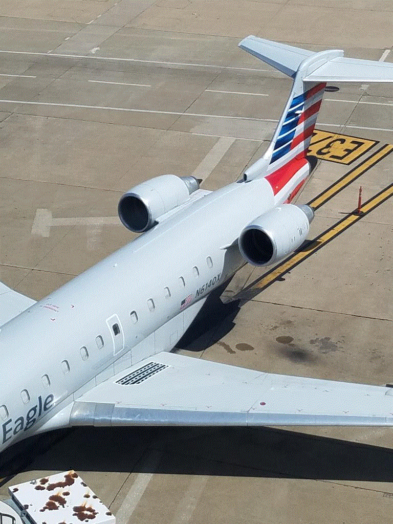 Photo of aircraft N614QX operated by ExpressJet Airlines