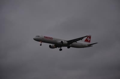 Image of aircraft registration HB-IOC - A A321-111 operated by Swiss