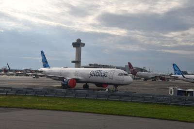 Photo of aircraft N2038J operated by JetBlue Airways